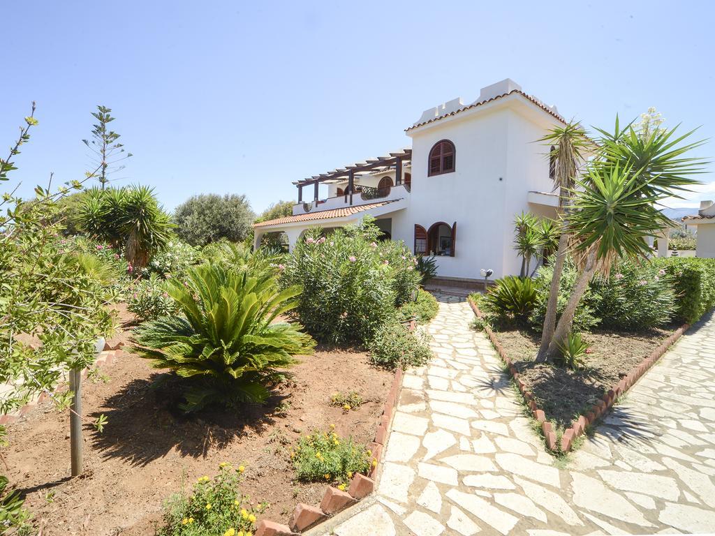 Villa Memi Кампофеліче-ді-Роччелла Екстер'єр фото